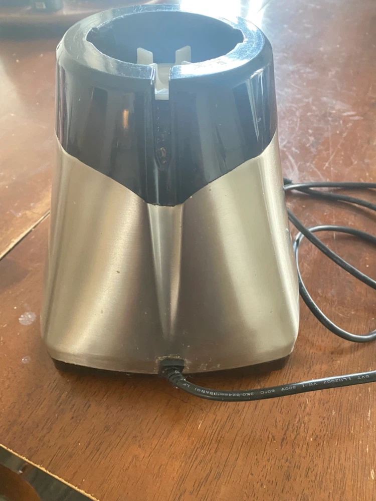 Preethi Steele Mixer Grinder Base Unit - photo 3