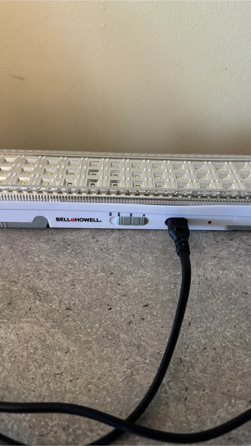 Bell + Howell LED Chargeble Light Bar