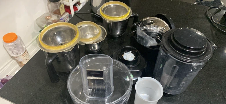 Prestige Endura Pro 1000W Multi-Functional Mixer Grinder - photo 4