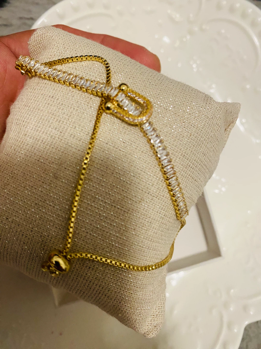 New (Unused)Gold plated  bracelet with clear stones - photo 3