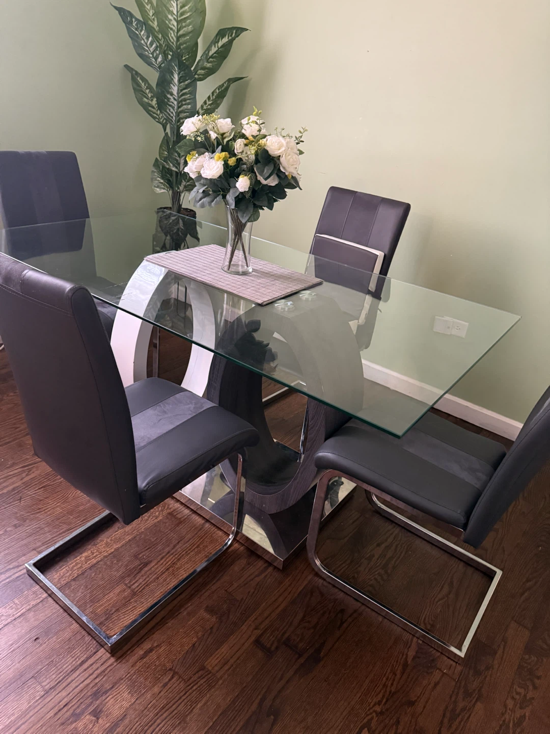 Modern Glass Dining Table with 4 Chairs