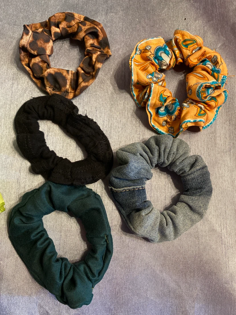 Ligas para pelo 5 Scrunchies - Assorted Patterns - photo 3