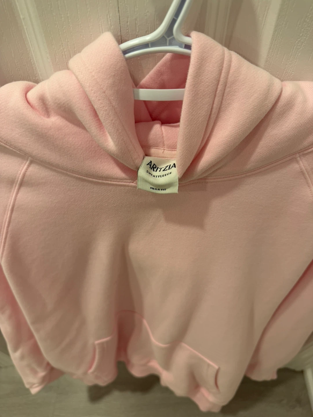 Aritzia Cozy Sweatfleece Mega Hoodie in Villa Pink - photo 3