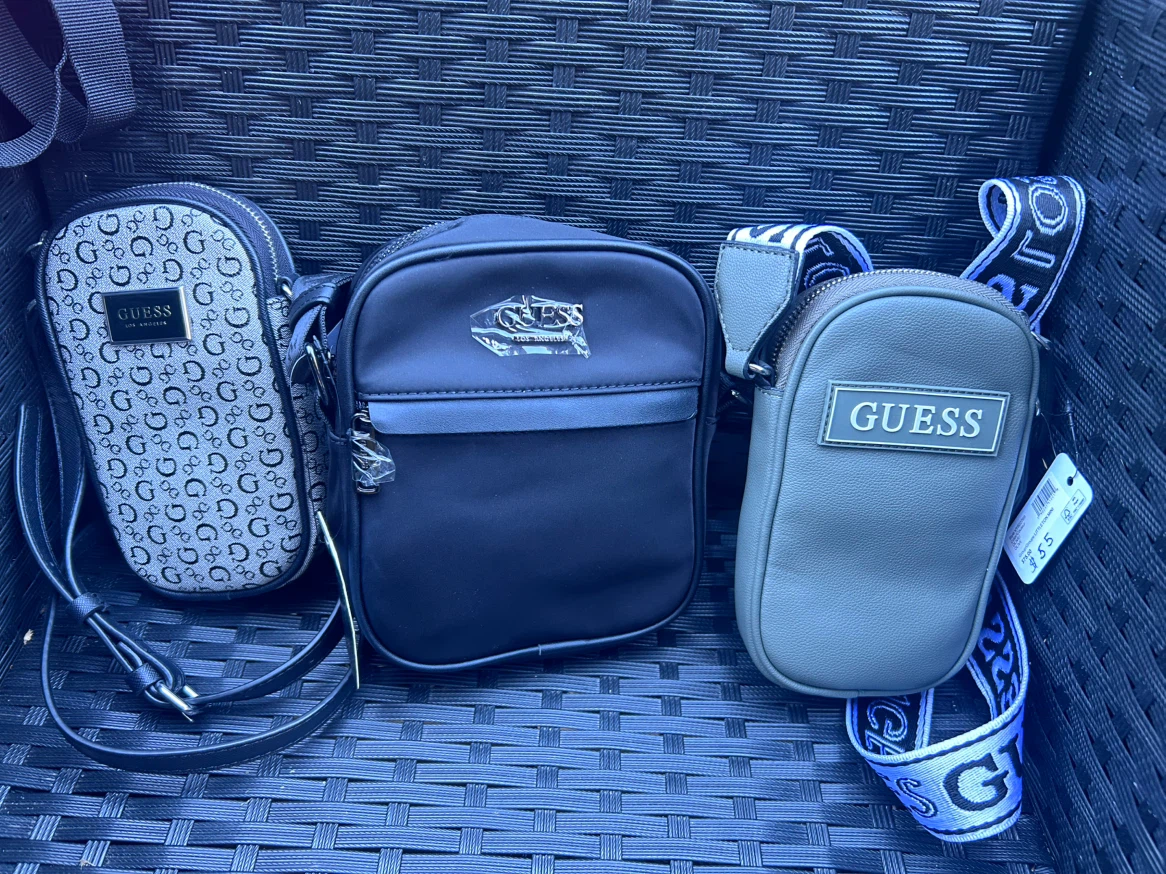 Bundle of 5 bags: 3 Guess, 2 Fila mini backpacks - photo 2