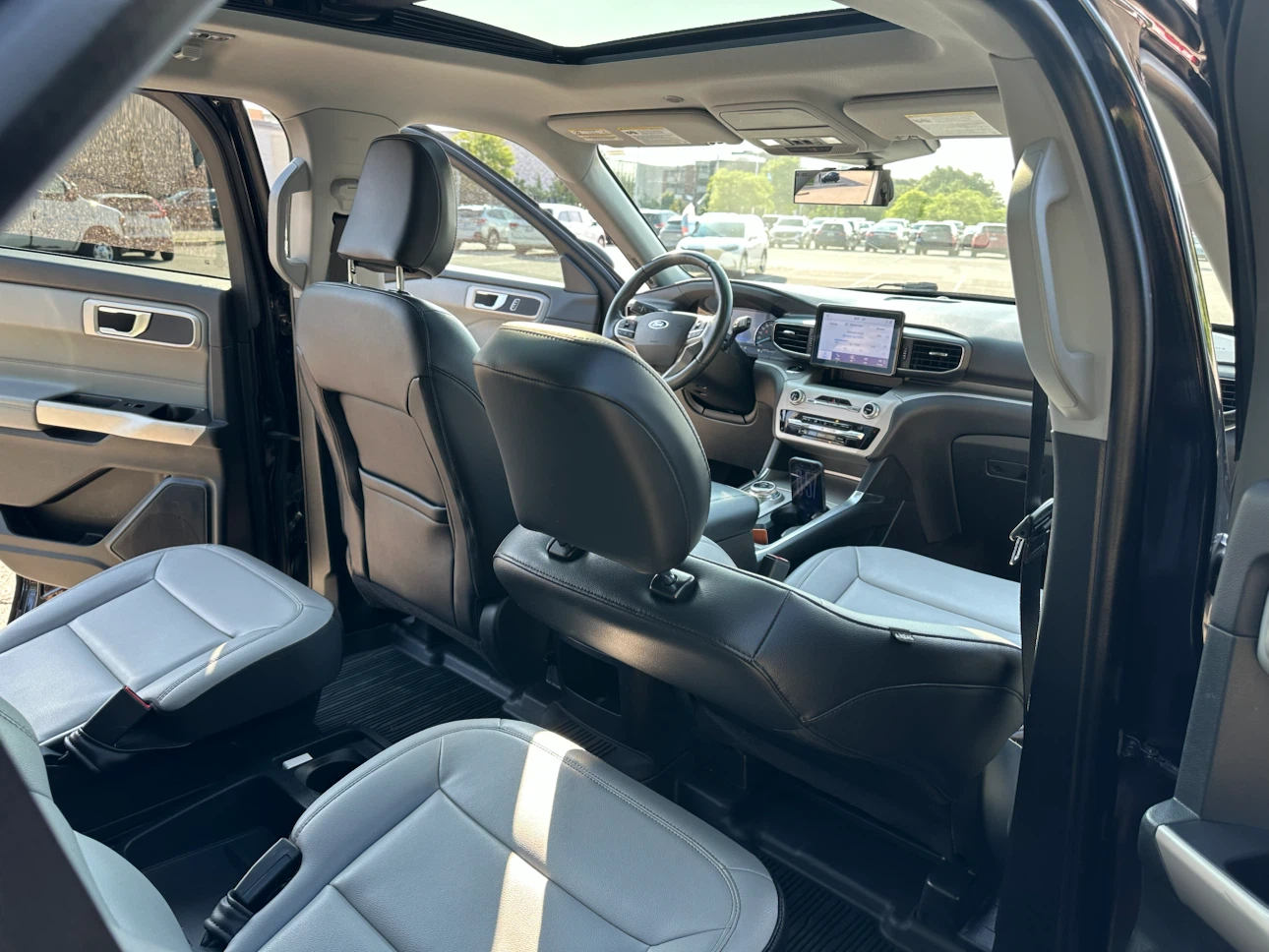 Ford Explorer - photo 4