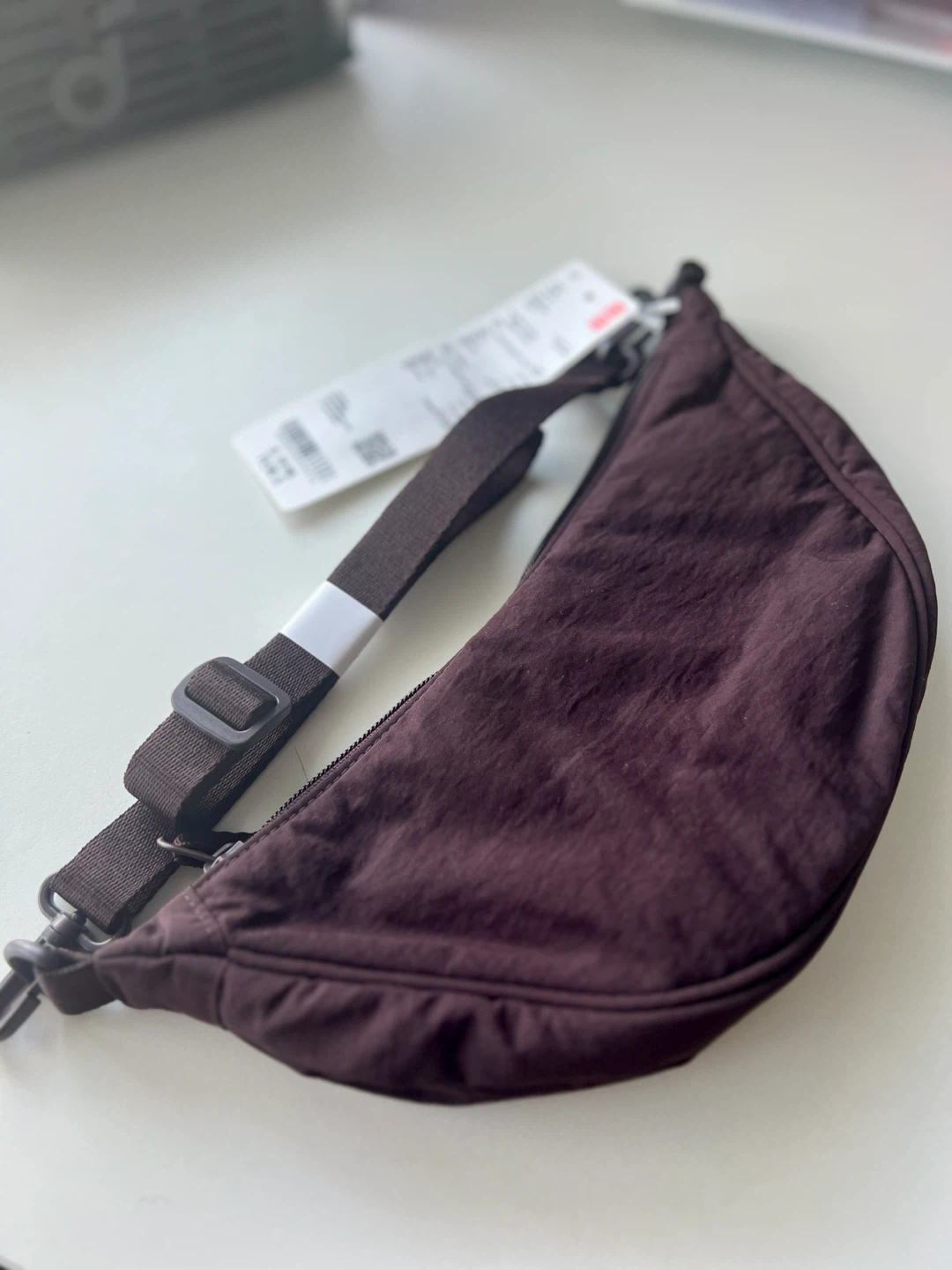 (NEW) Uniqlo Round Mini Shoulder - Dark Purple - photo 3