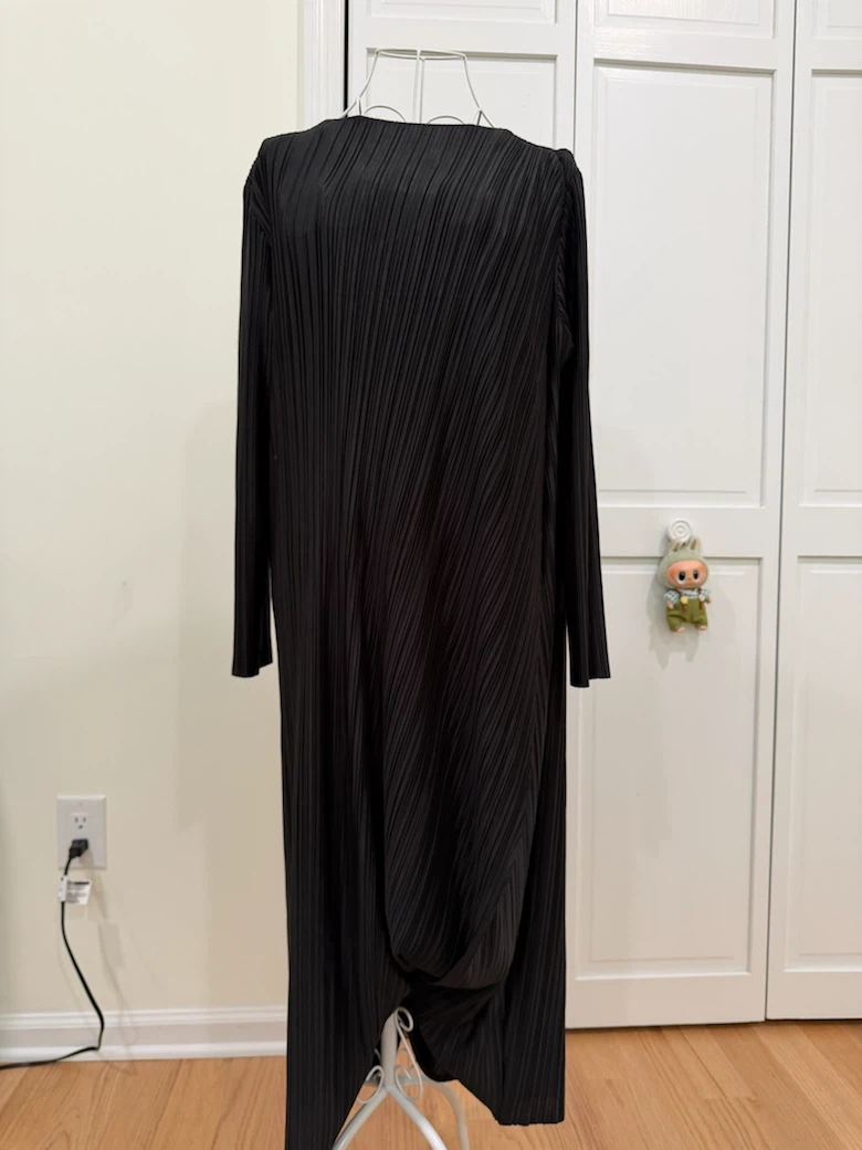 Black Pleated Dress