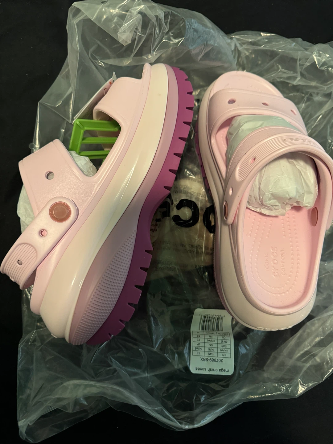 Crocs Mega Crush Sandal Pink Size 4M - photo 2