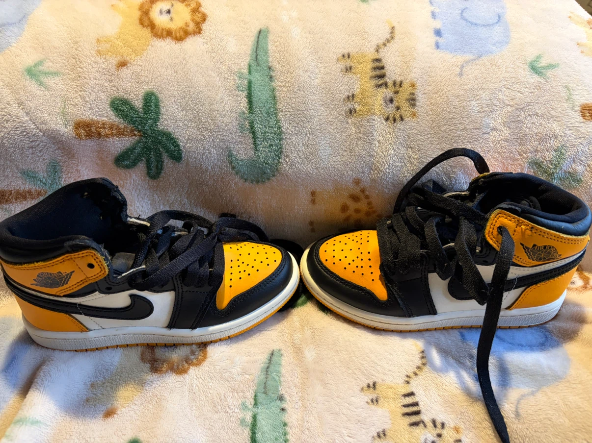 Air Jordan 1 Mid (Kids) Size 11.5C - photo 3