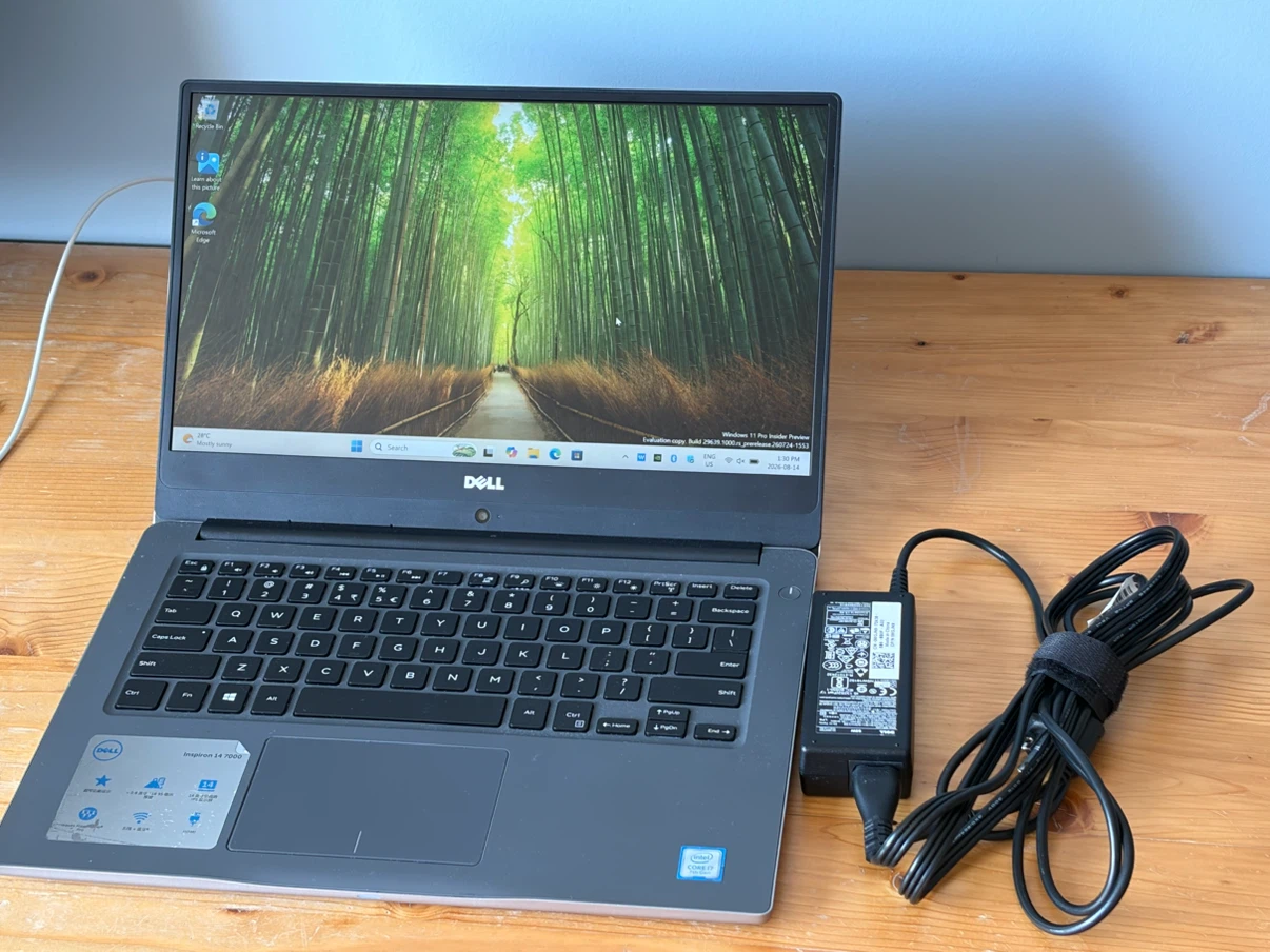 Dell Inspiron 14 7000 Laptop