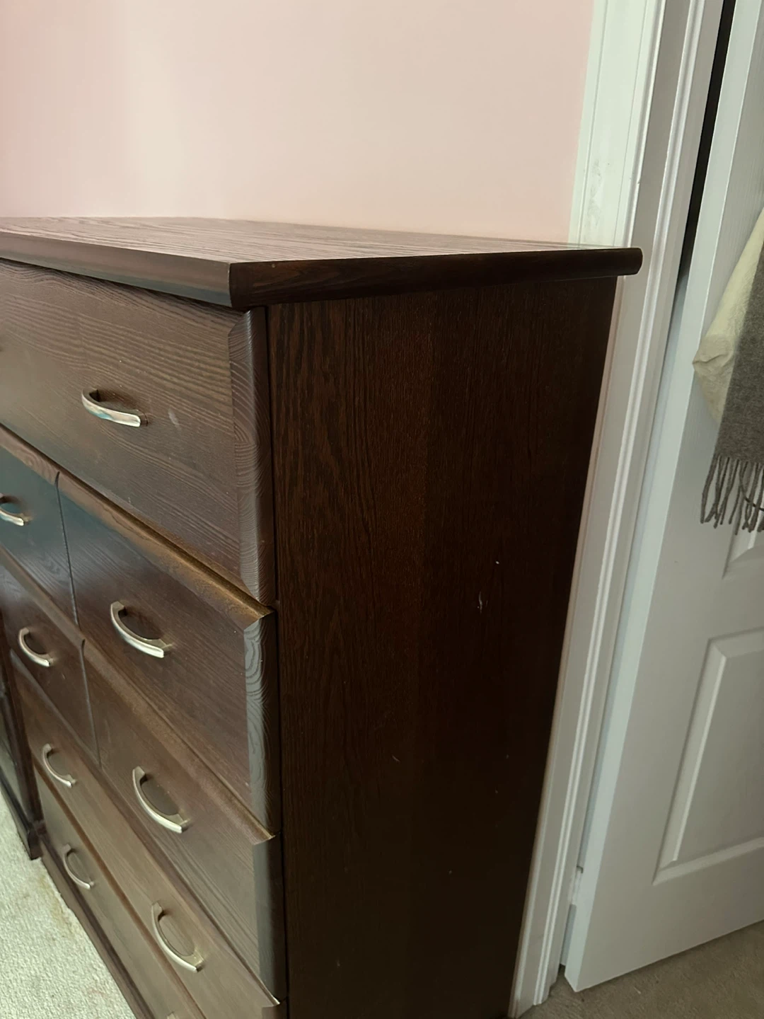Brown dresser - photo 2