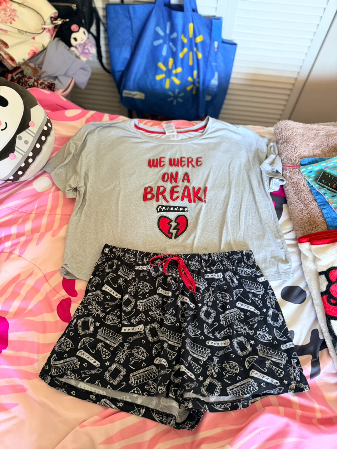 Friends Pyjama Set - photo 2