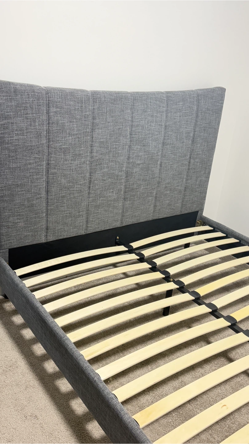 Queen size bed frame and mattress - photo 5