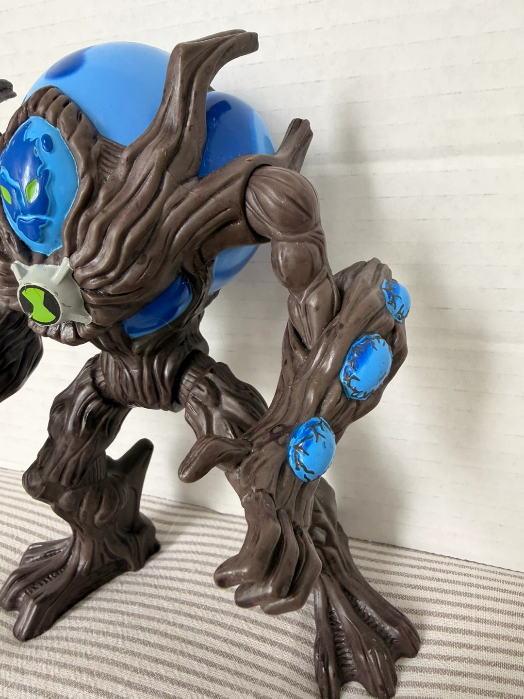Ben 10 Ultimate Swampfire Action Figure - photo 3