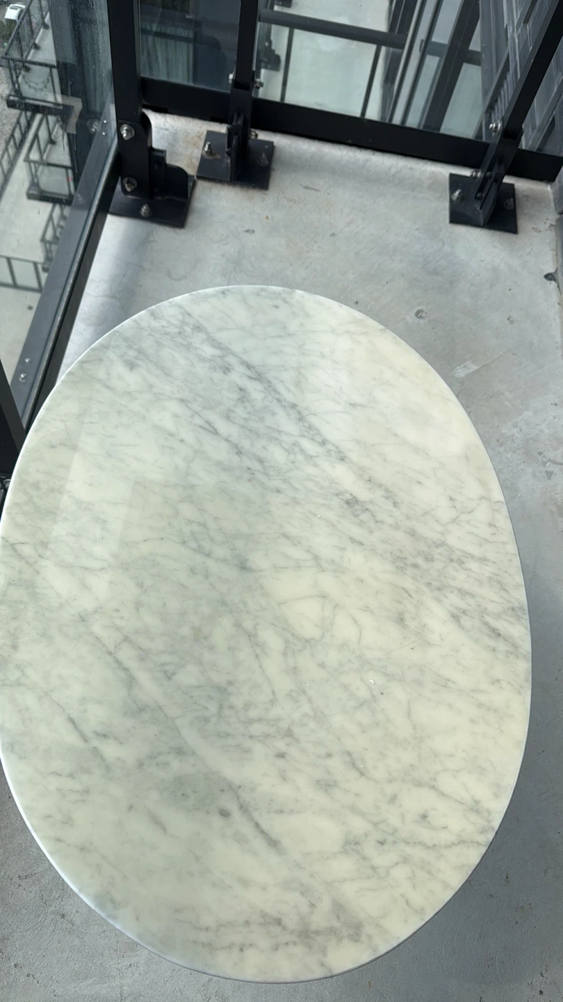 Marble Round Pedestal Table - photo 3