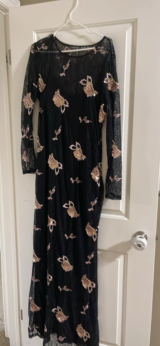 Black sequined floral long sleeve maxi dress - photo 2