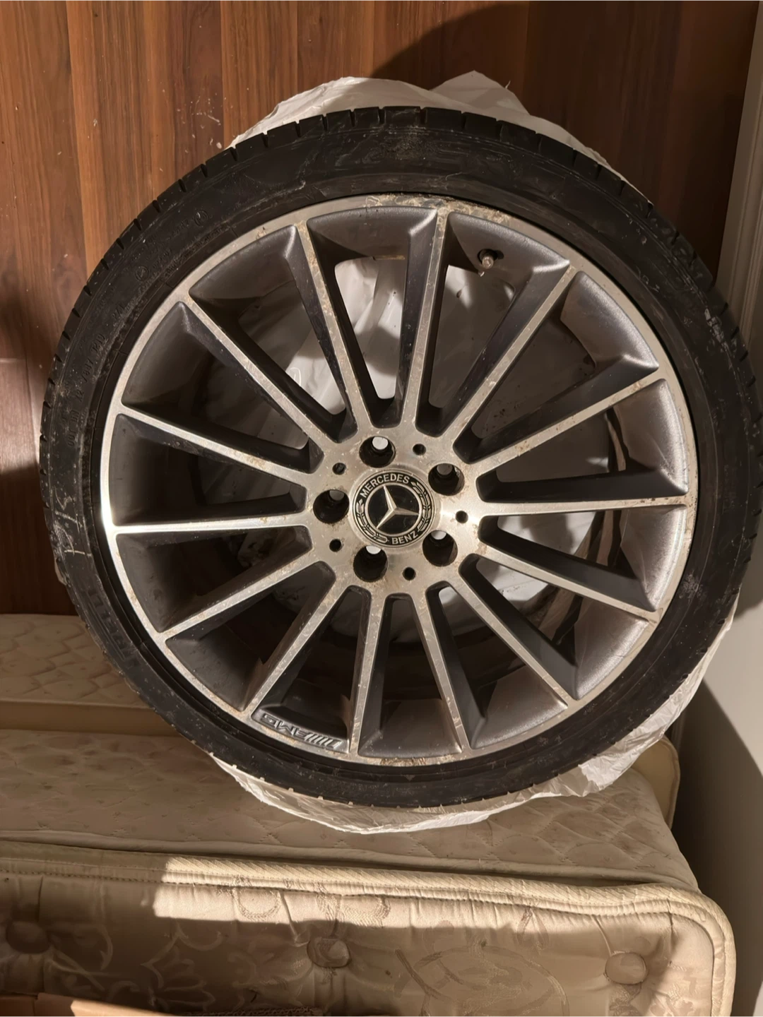 Mercedes OEM AMG rims + tires 225/40 R19 - photo 2