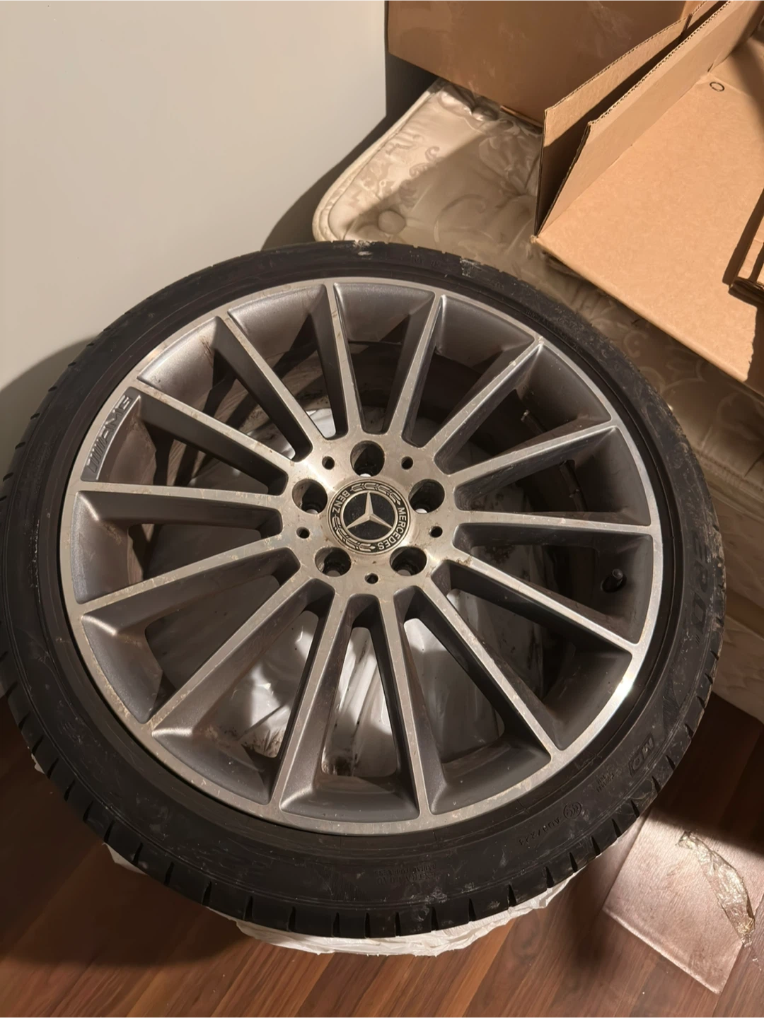 Mercedes OEM AMG rims + tires 225/40 R19 - photo 3