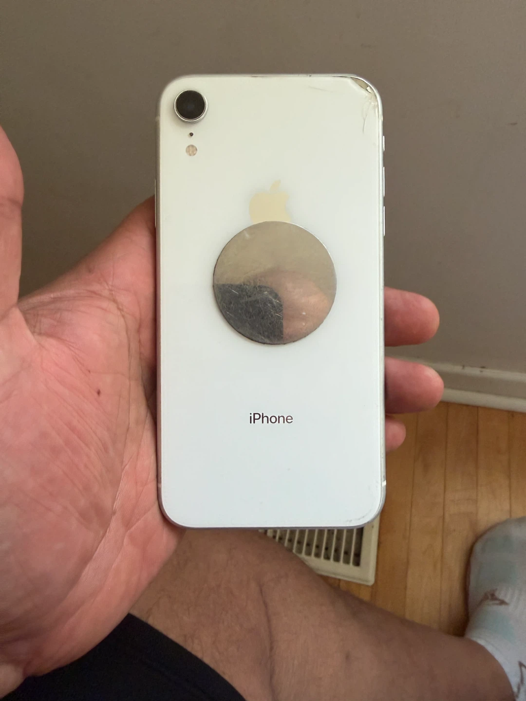iPhone XR 64GB unlocked - photo 3