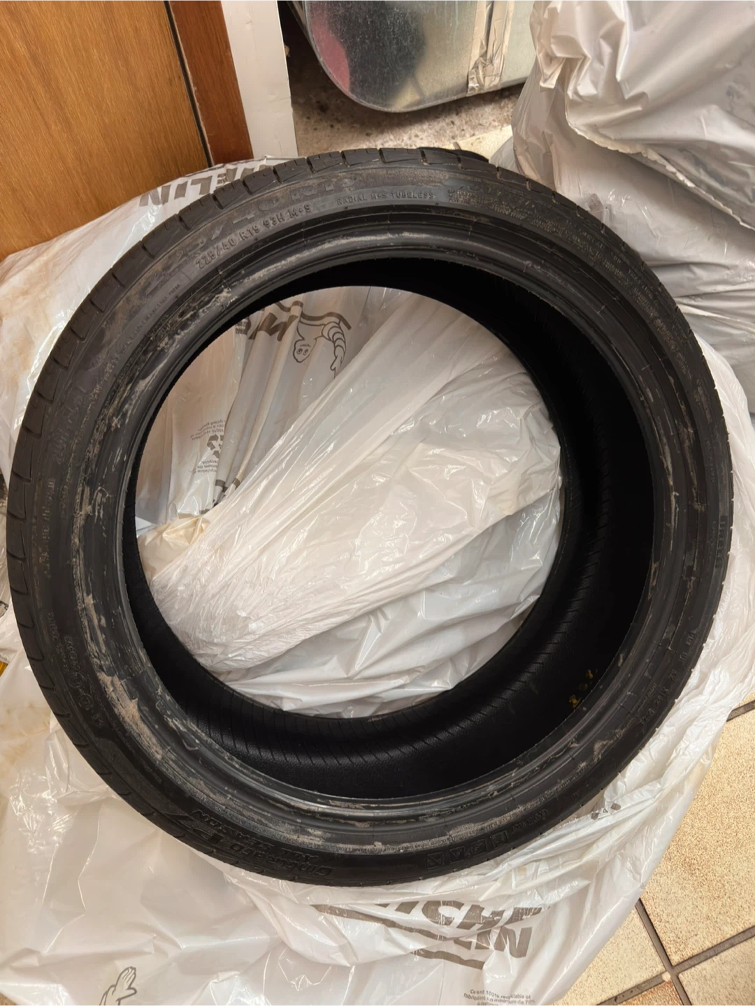 Pirelli Cinturato P7 All Season - 225/40/R19 - photo 3