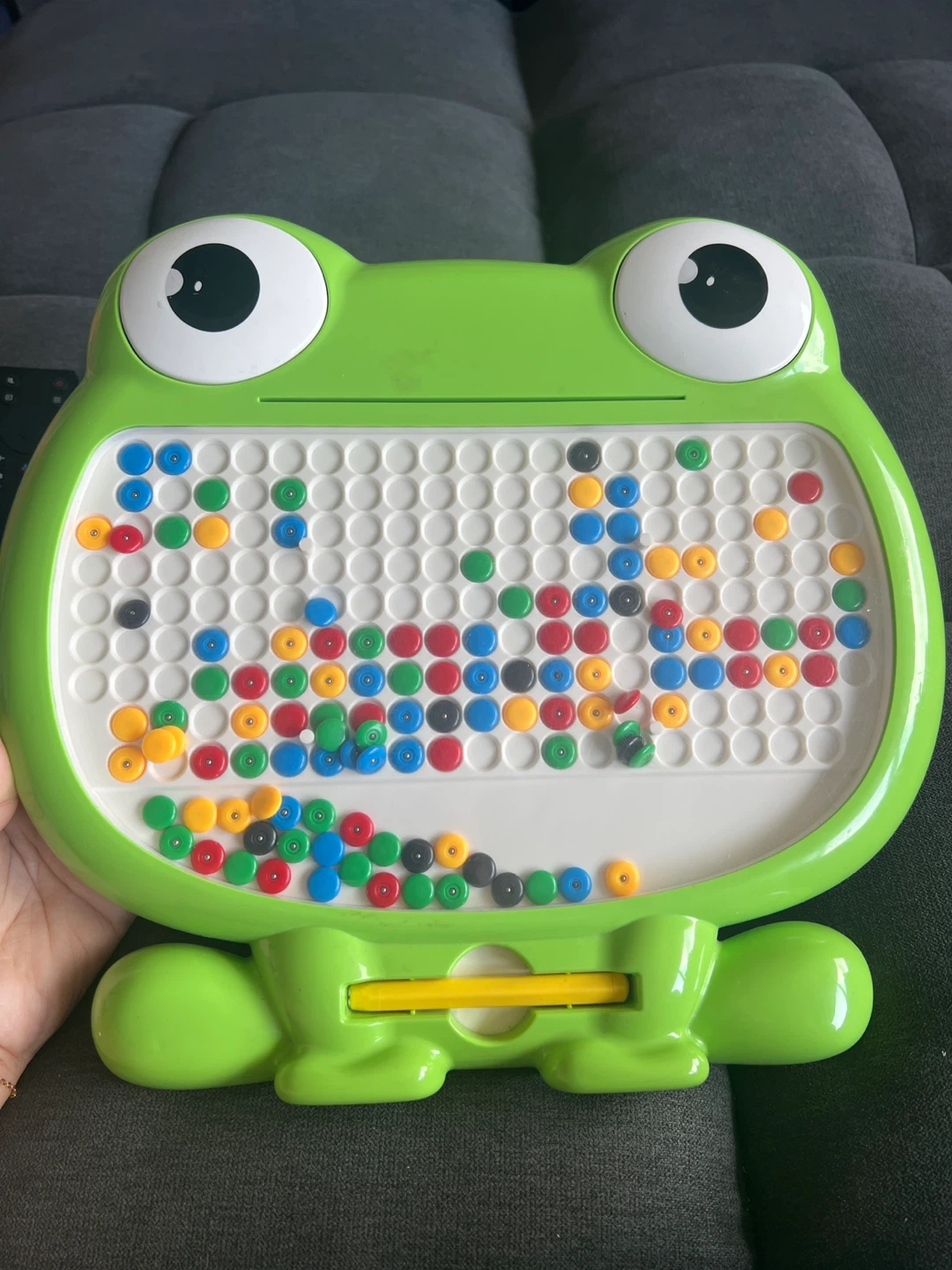 Frog Magnetic Drawing Board with Stamping Dots