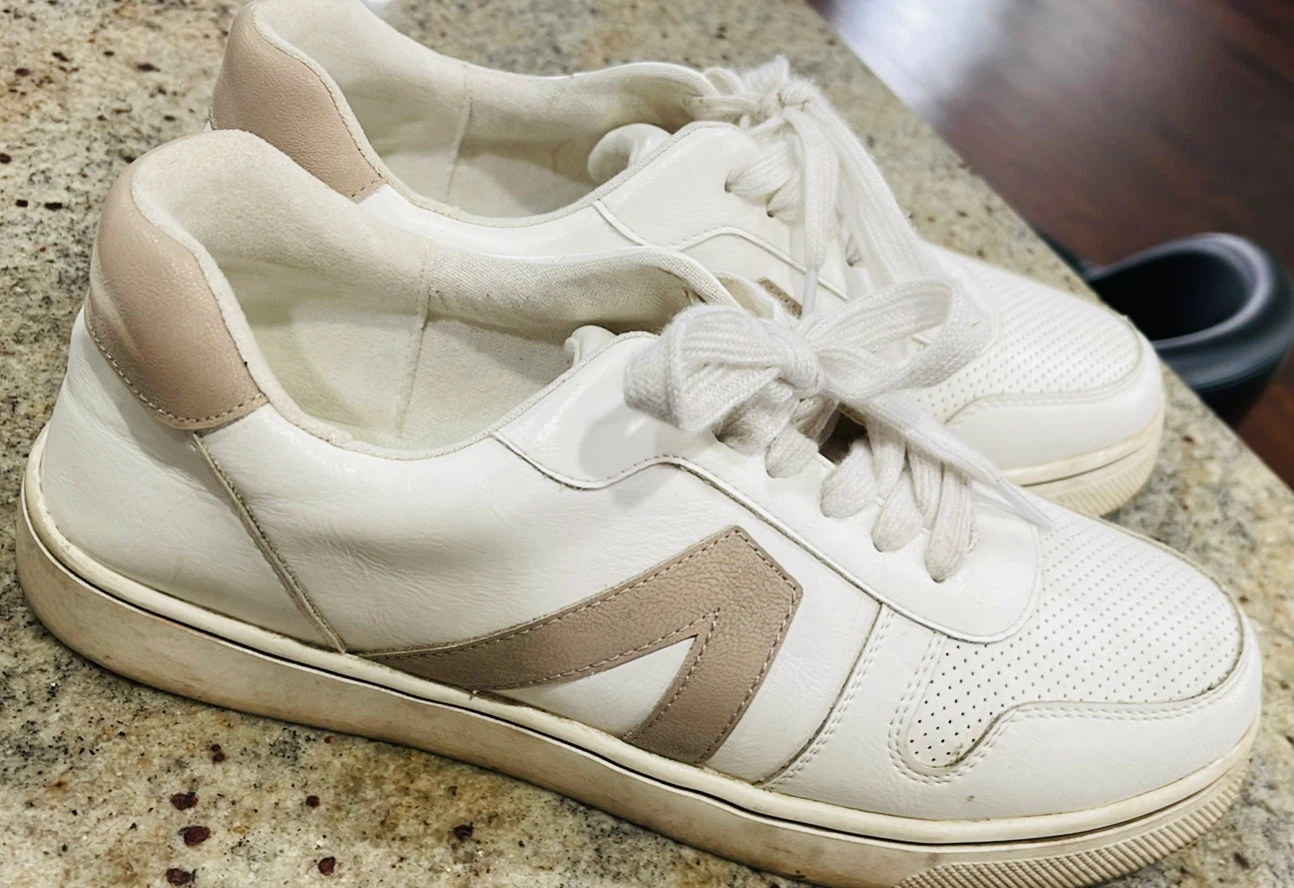 Women’s Shoes-Size 10 - photo 3