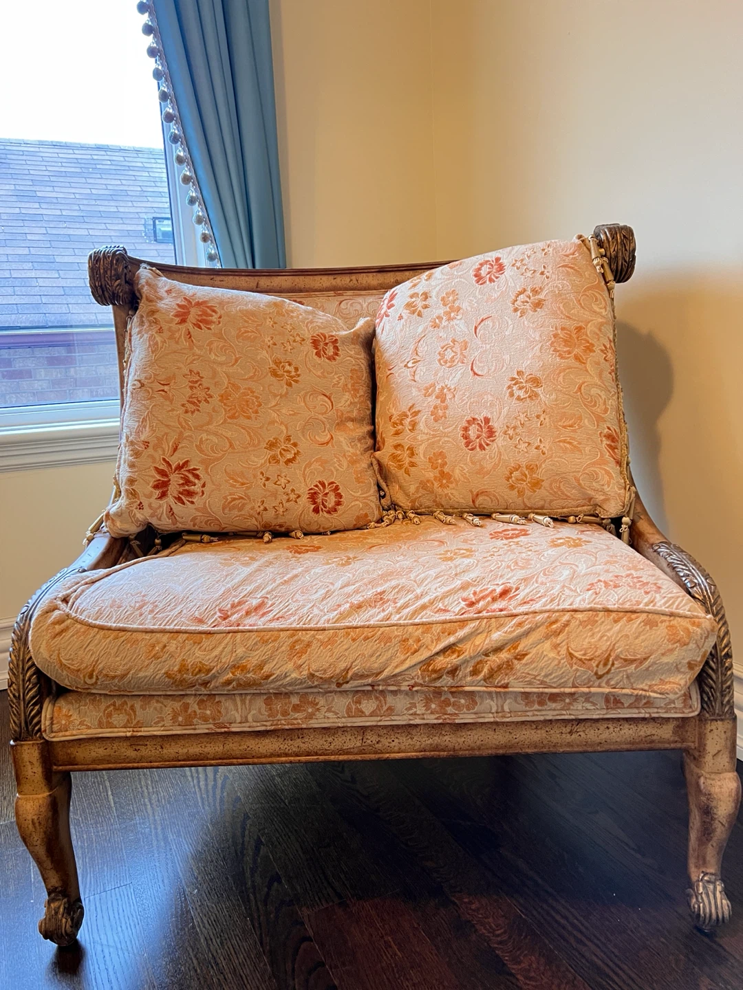 Ornate Accent Chair with Pillows - photo 2