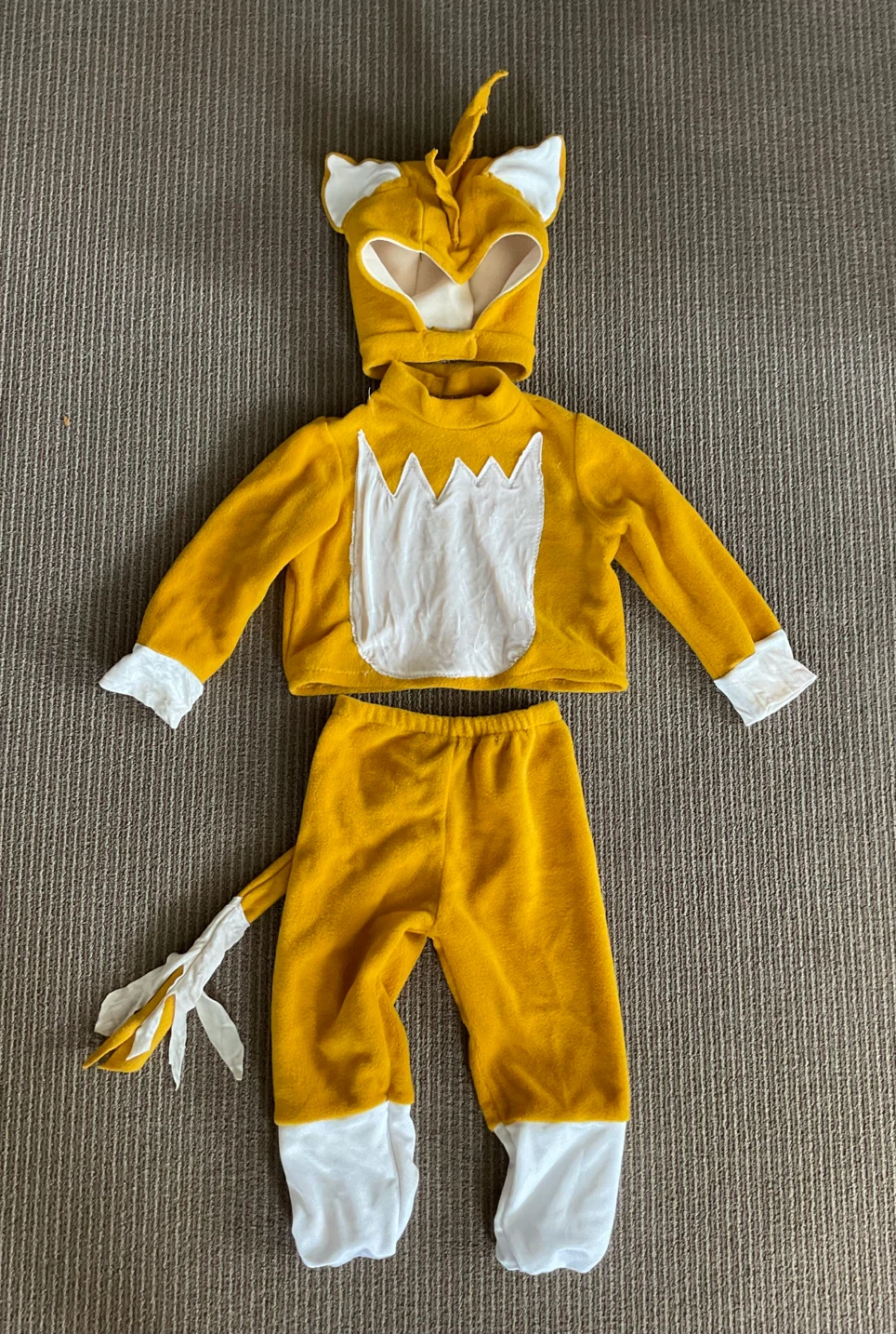 Tails (Miles "Prower"- Sonic the Hedgehog) Costume (2-3 yrs old)