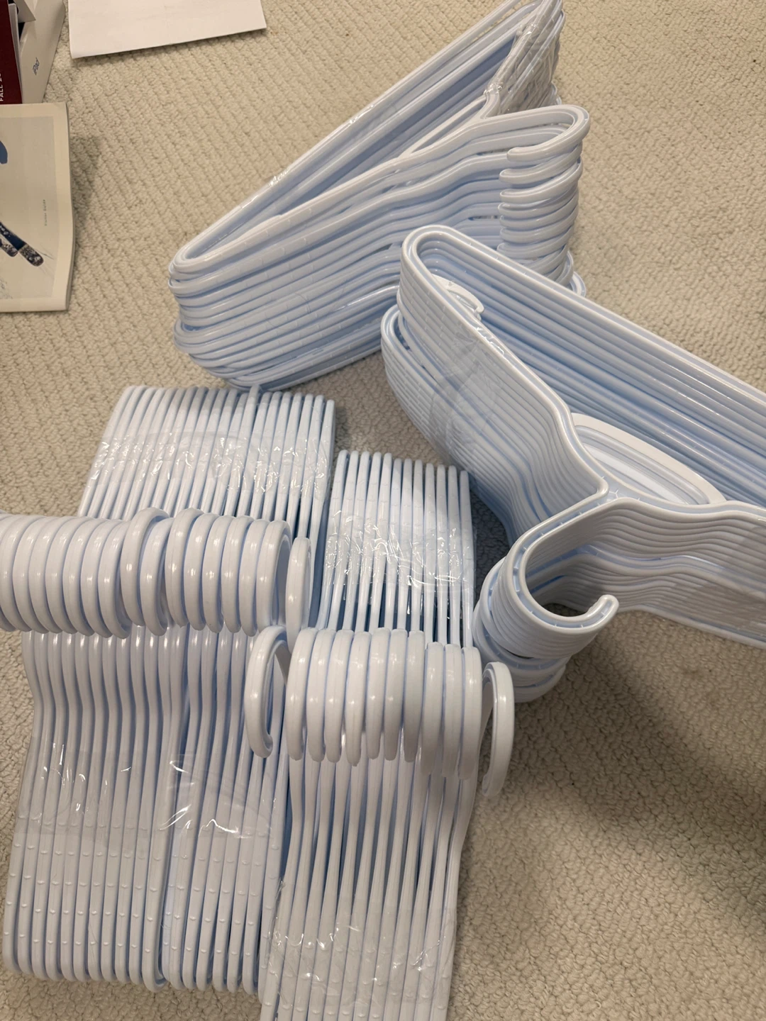 100+ Clothes Hangers - Bulk Pack