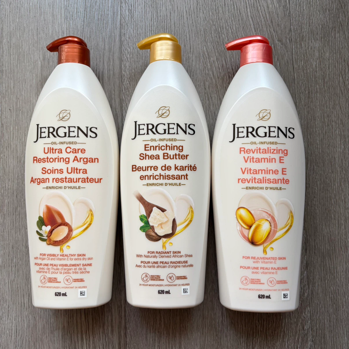 Jergens Moisturizer (620ml) x 3 bottles
