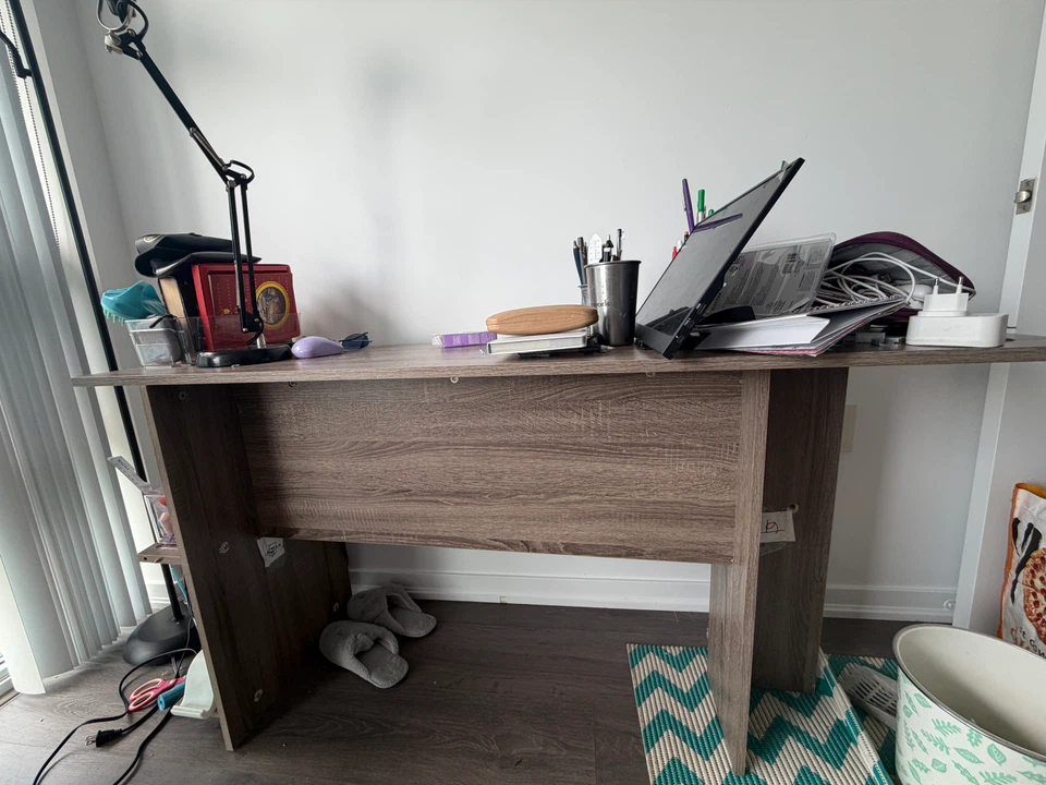 Move out Wooden Desk with Storage Shelf - photo 2
