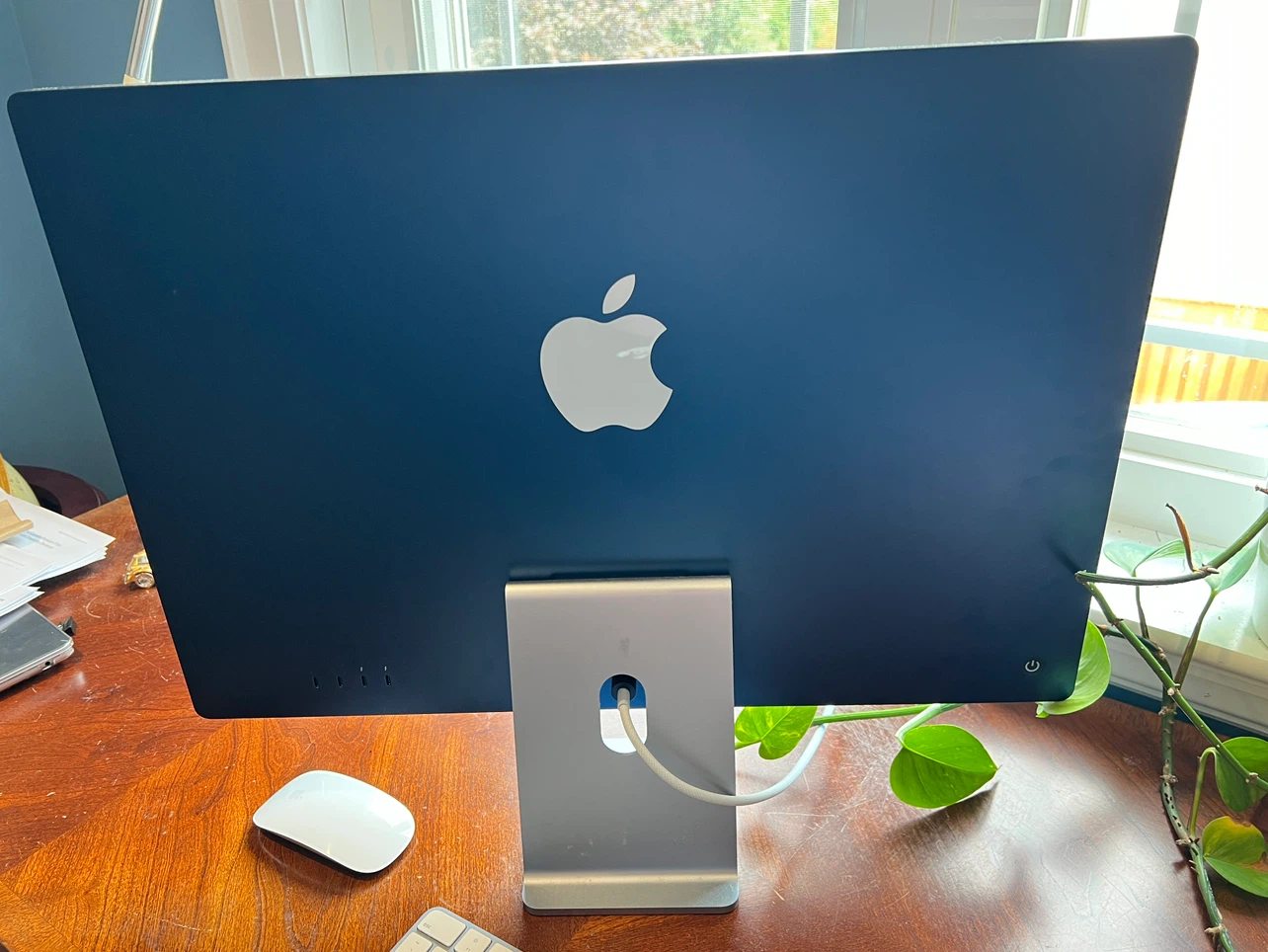 iMac 24” (2023) • Apple M3 Chip (10-Core GPU) • 512GB SSD • 8GB - photo 4
