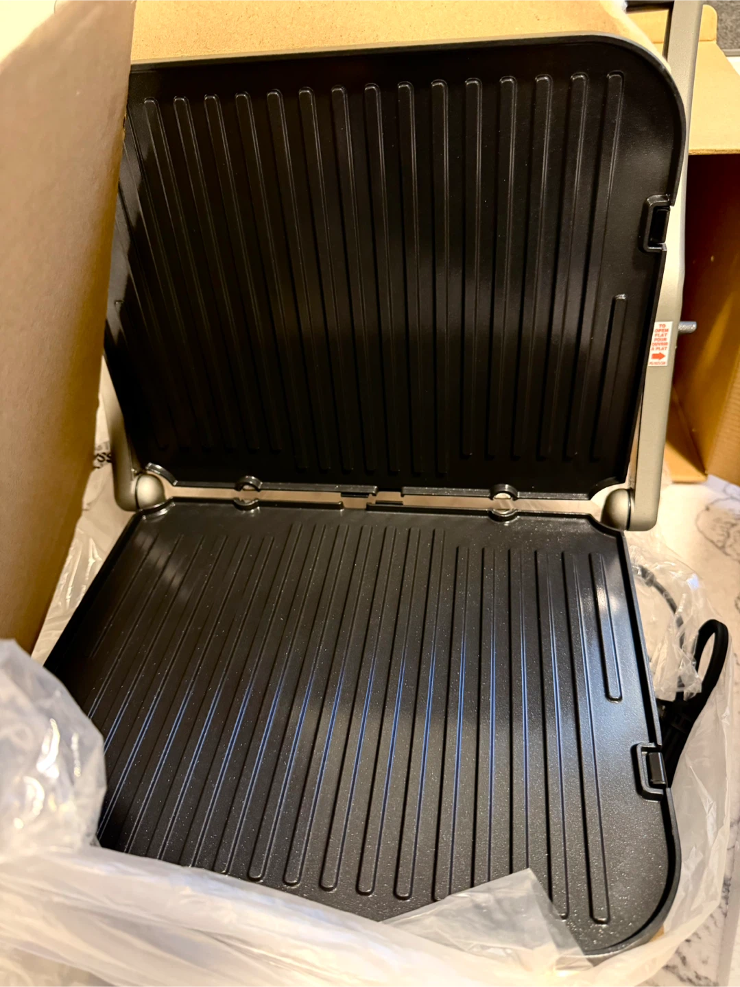 BNIB Cuisinart 5-in-1 Griddler & Panini Press - photo 3