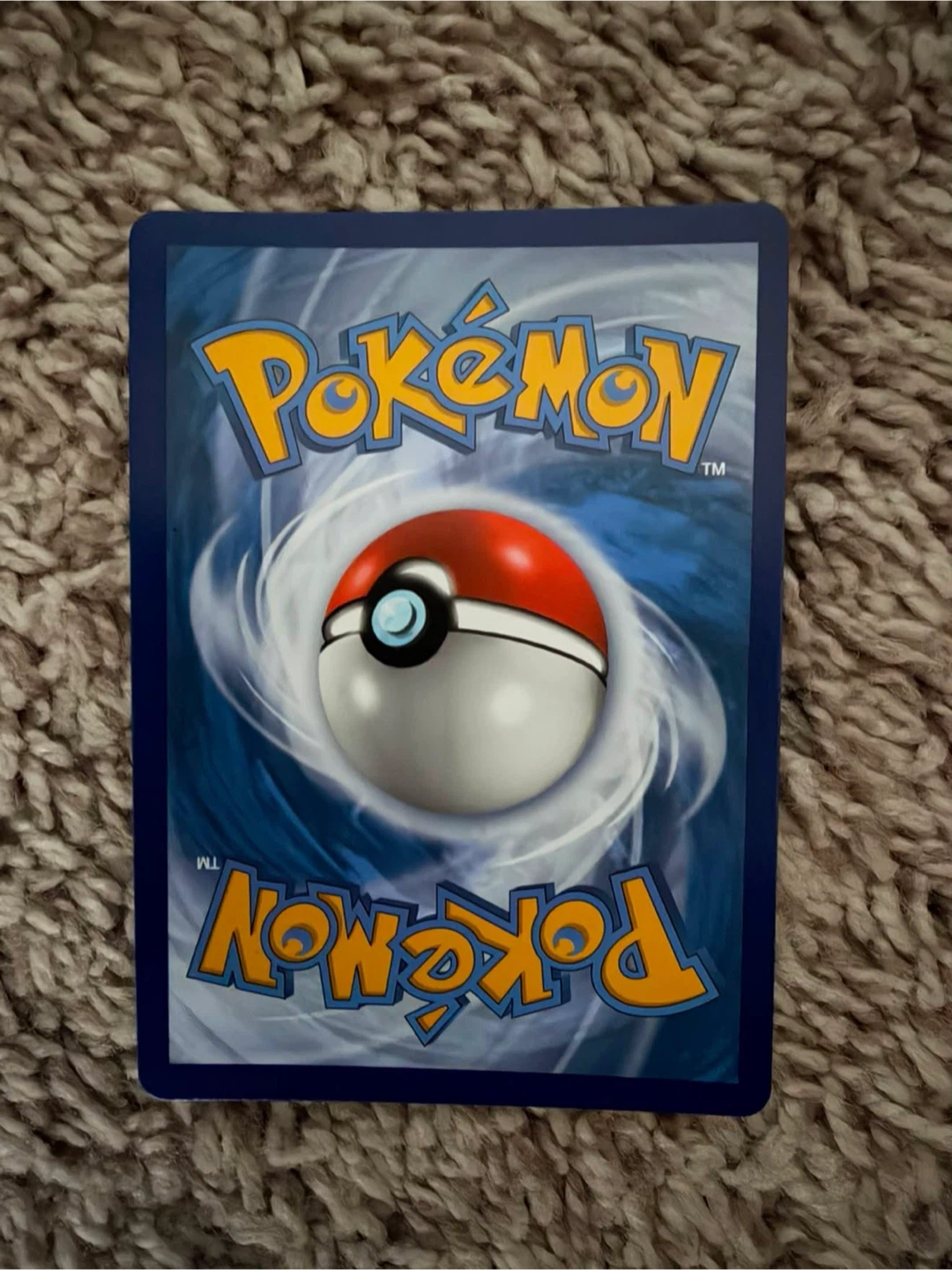 Pikachu VMAX Pokémon Card real