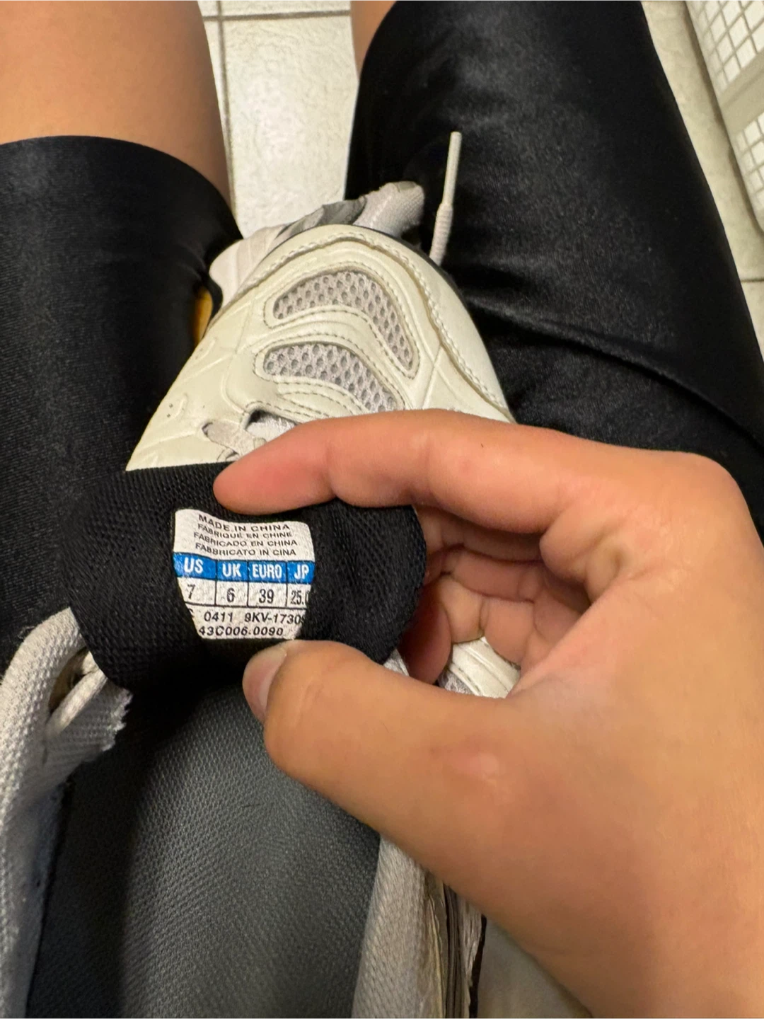 Mizuno Wave Rally Volleyball Shoes - photo 2