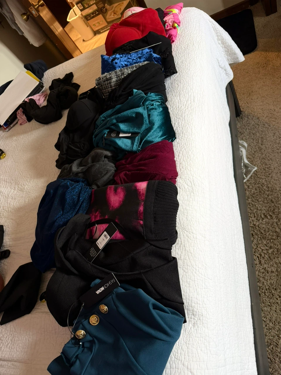 Fashion Nova Women's Clothing Assortment - photo 3