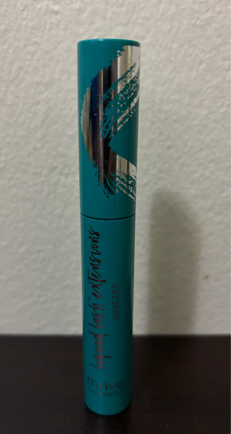 NEW-Thrive Causemetics Liquid Lash Extensions Mascara