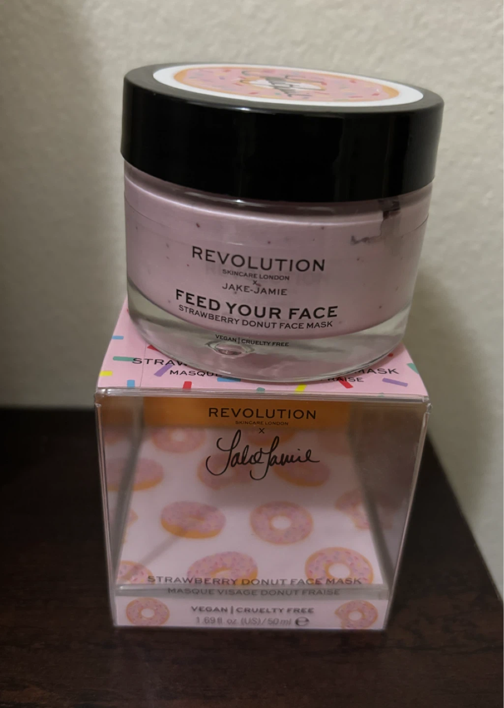 NEW-Revolution Feed Your Face Strawberry Donut Face Mask