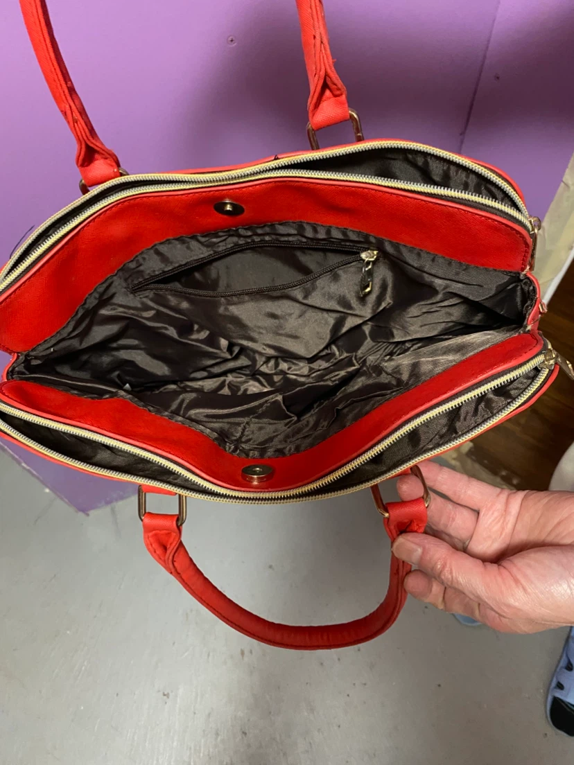 Red Handbag - photo 2