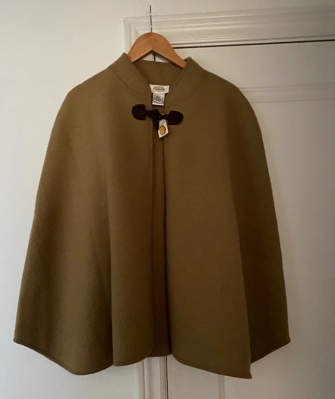 NEW Talbots Woman Wool Cape Poncho Leather Toggle Close , S/M