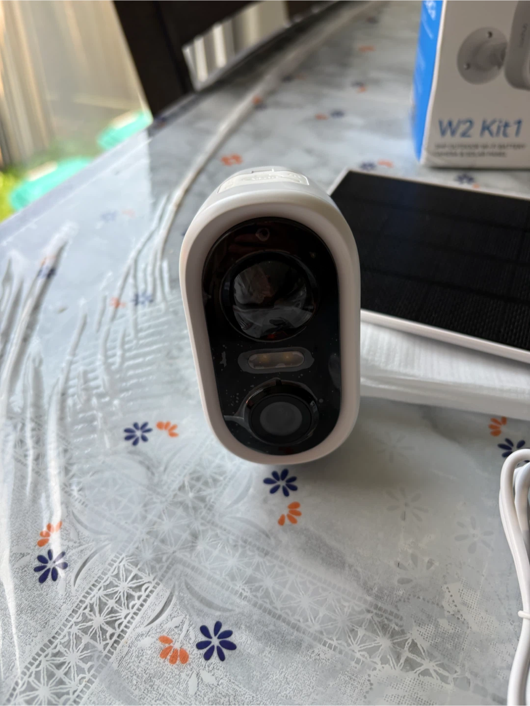 Laxihub W2 3MP 2K Solar WiFi Security Camera - photo 2