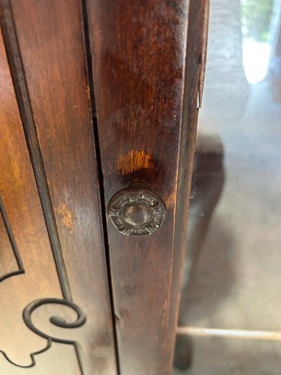 Antique/vinyage Wood Display Cabinet with Glass Door - photo 4
