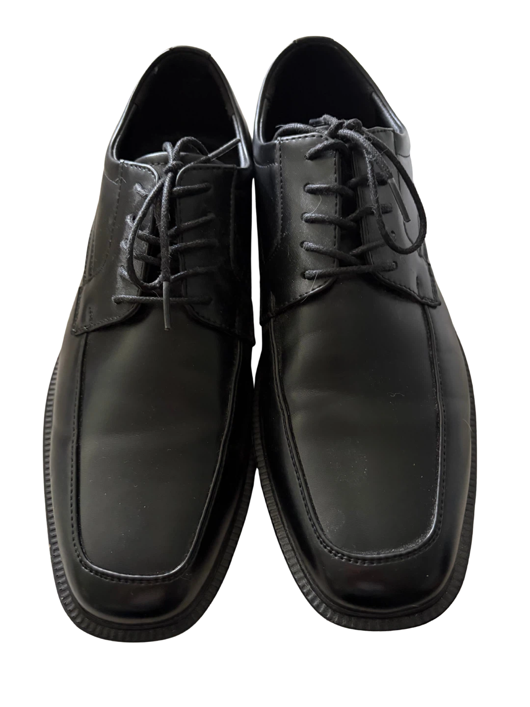 BNWOT Van Heusen Men's Black Dress Shoes size 9