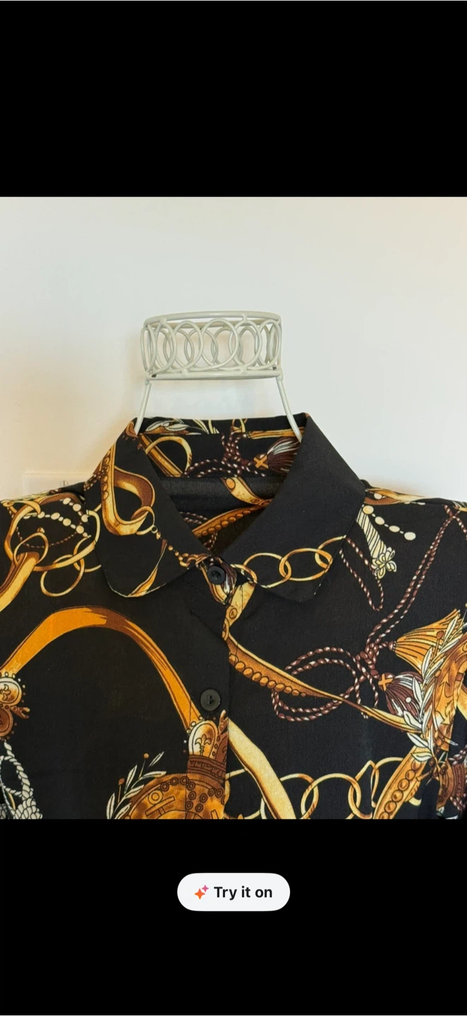 Gorgeous Black Long-Sleeve Shirt with Gold Chain Print - photo 2