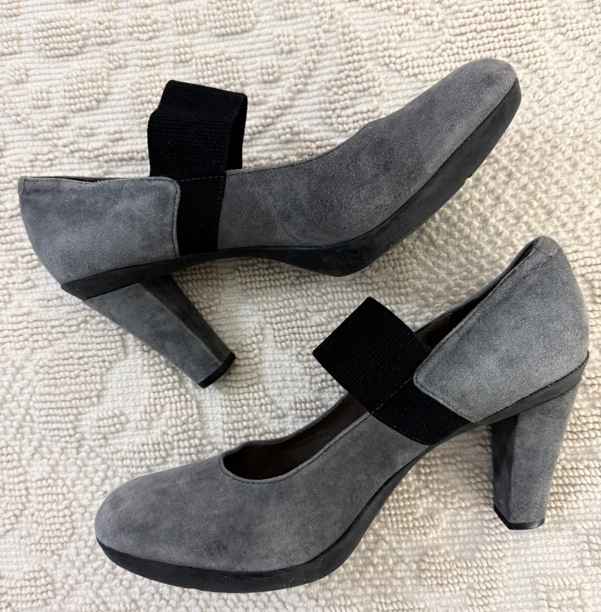 Geox Grey Suede Heeled Mary Jane Shoes - photo 4