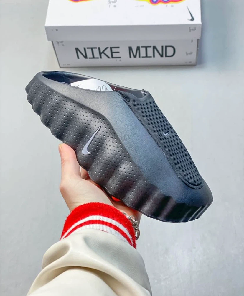 New Nike Mind Shoes - photo 2