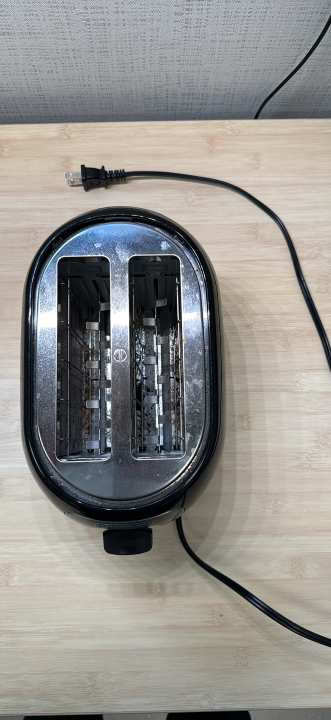 BLACK+DECKER 2-Slice Toaster