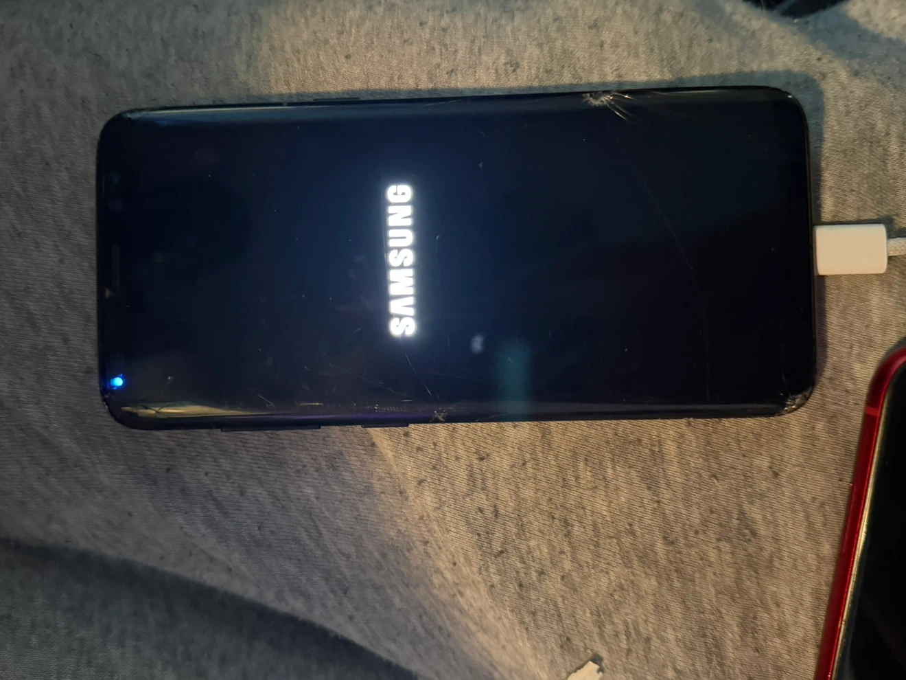 Samsung galaxy needs new screen - photo 3