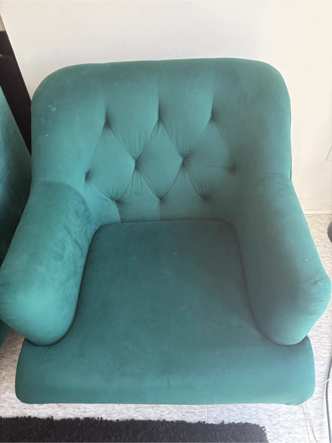 Velvet Tufted Sofa - Emerald Green - photo 2
