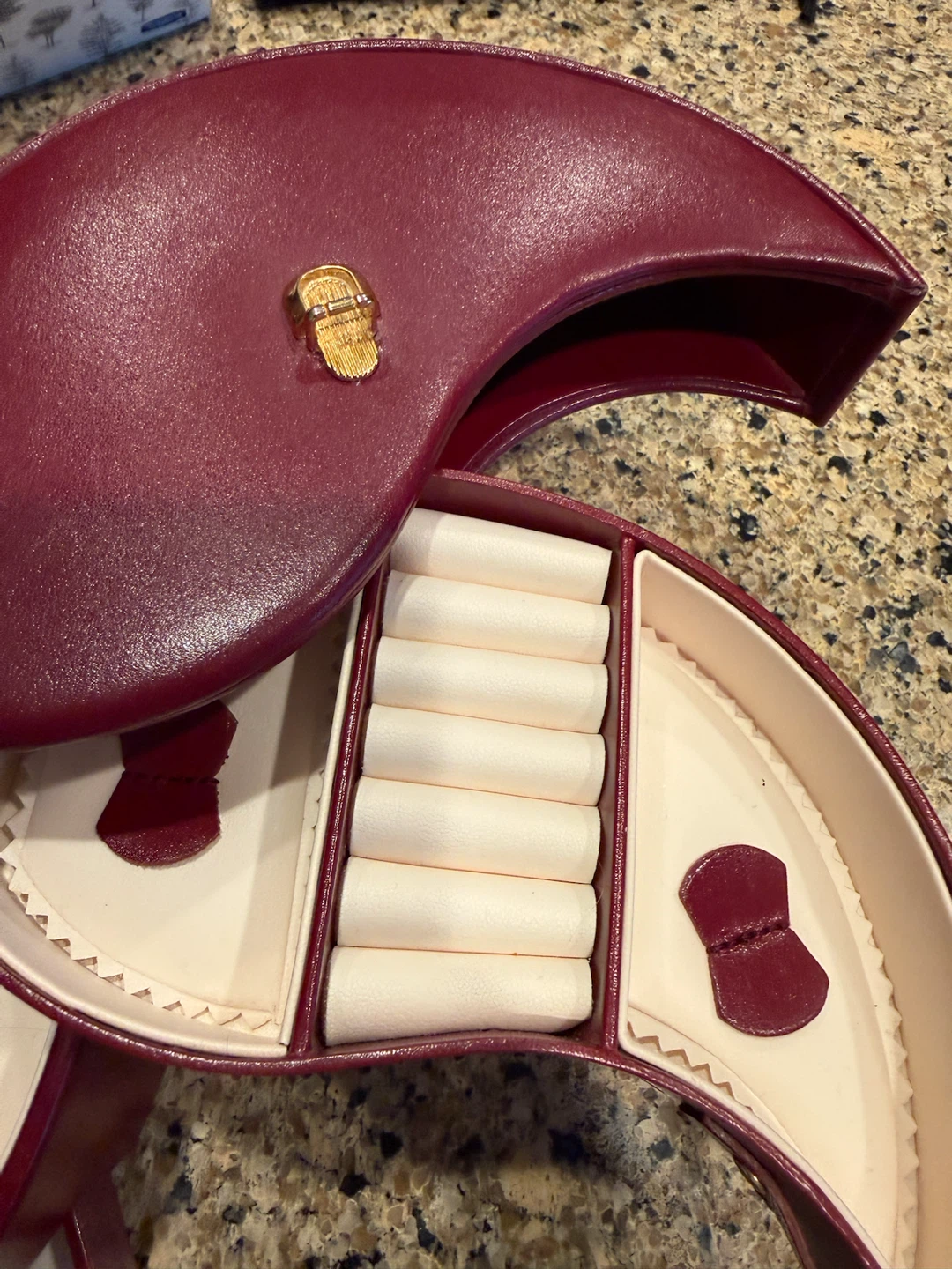 Maroon Leather Jewellery Box - photo 4